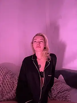 versediamond online show from November 26, 12:00 am