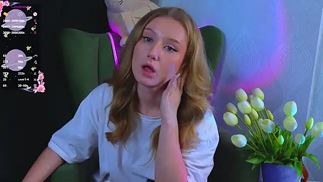 Snapshot of PriscillaPowell chatting on November 27, 9:28 pm PriscillaPowell online show from November 27, 9:28 pm