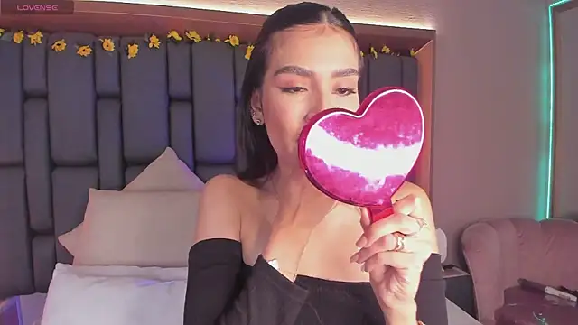 TanyaBello online show from November 30, 1:48 pm