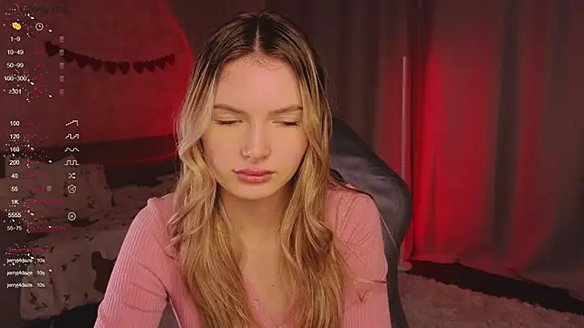 Snapshot of EvelynSin chatting on November 2, 11:01 am EvelynSin online show from November 2, 11:01 am