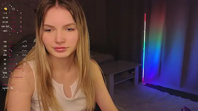 Snapshot of EvelynSin chatting on November 29, 11:57 am EvelynSin online show from November 29, 11:57 am