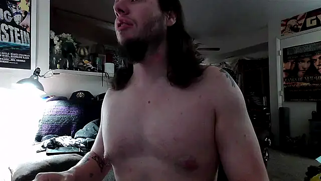 Snapshot of biggerisbetter12 chatting on November 12, 10:09 pm biggerisbetter12 online show from November 12, 10:09 pm