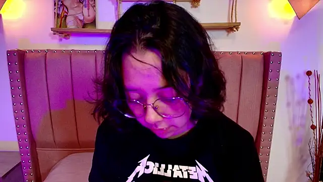 Snapshot of Milie_yue chatting on November 5, 2:06 pm Milie yue online show from November 5, 2:06 pm