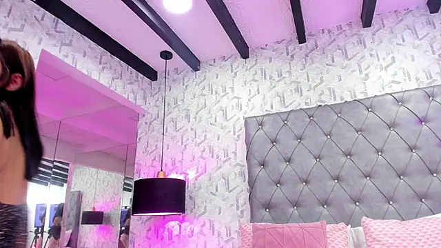 GabrielaSuarez online show from November 23, 7:57 pm