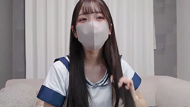 Snapshot of LOVE_MIREI_LOVE chatting on November 7, 11:32 am LOVE MIREI LOVE online show from November 7, 11:32 am