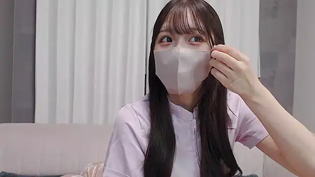 Snapshot of LOVE_MIREI_LOVE chatting on November 14, 11:31 am LOVE MIREI LOVE online show from November 14, 11:31 am