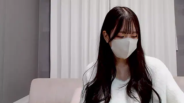 Snapshot of LOVE_MIREI_LOVE chatting on December 5, 11:30 am LOVE MIREI LOVE online show from December 5, 11:30 am