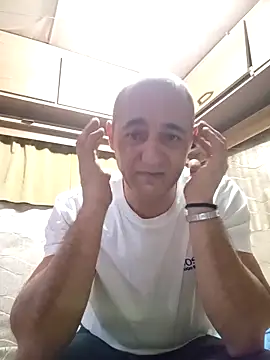 Emanuell1983 online show from December 18, 8:15 pm