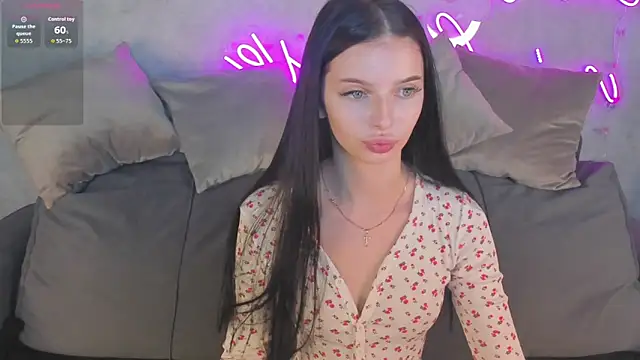 Snapshot of Eva_Mayers chatting on November 18, 12:49 am Eva Mayers online show from November 18, 12:49 am