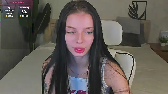 Snapshot of Eva_Mayers chatting on November 27, 12:02 am Eva Mayers online show from November 27, 12:02 am