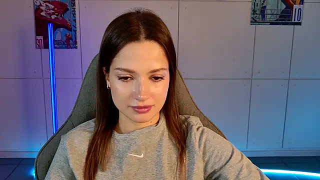 KiraVair online show from October 23, 1:10 pm