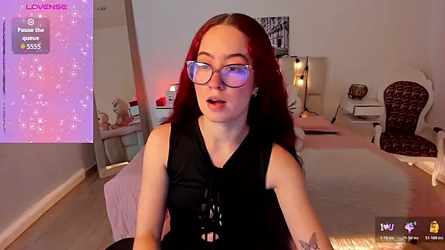 Amaraa couper1 online show from October 24, 3:03 am