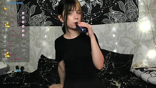 ruby dallos online show from November 23, 12:27 pm