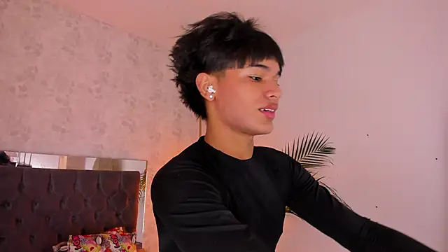 david lux online show from November 15, 1:51 pm