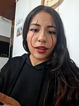 Snapshot of chloebrownn03 chatting on October 28, 3:43 am chloebrownn03 online show from October 28, 3:43 am