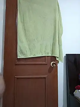 Ladyswap online show from November 30, 7:40 pm