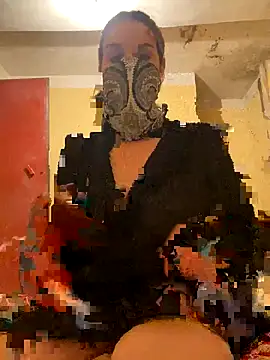 Snapshot of SaraChouchou chatting on October 22, 10:20 pm SaraChouchou online show from October 22, 10:20 pm