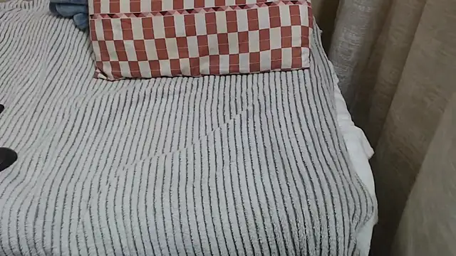 RissaGx online show from November 29, 6:16 am