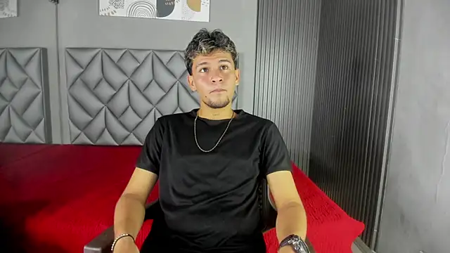 Alan-Smith1 online show from November 25, 7:36 pm