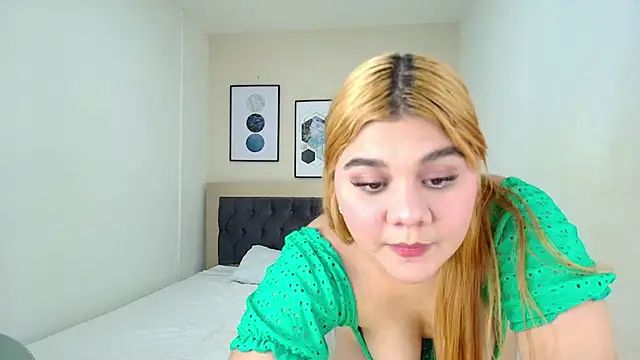 BRIANA WON online show from November 3, 3:30 am