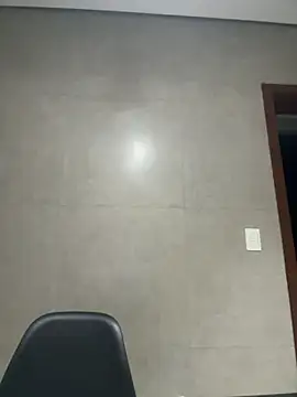 LoboCachorro online show from November 18, 1:33 am