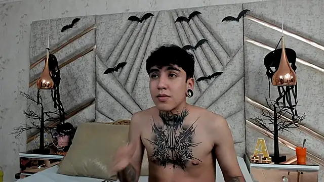 SantiOlsen online show from November 5, 3:17 am