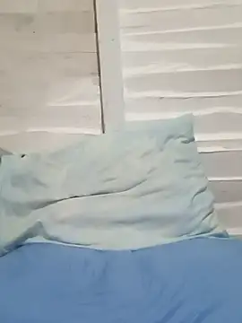 Snapshot of Estebanbigcock23 chatting on November 22, 10:09 pm Estebanbigcock23 online show from November 22, 10:09 pm