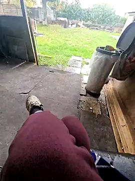 bbyxklaus online show from October 29, 12:40 pm