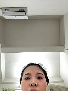 Snapshot of aaaaawhate chatting on October 22, 1:55 pm aaaaawhate online show from October 22, 1:55 pm