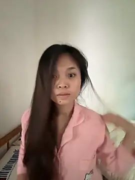 Snapshot of aaaaawhate chatting on December 5, 8:12 am aaaaawhate online show from December 5, 8:12 am