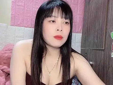 Butterfly kee online show from November 24, 2:28 pm