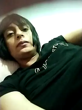 Snapshot of sophiasleepy1 chatting on October 19, 3:01 pm sophiasleepy1 online show from October 19, 3:01 pm