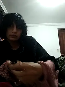 Snapshot of sophiasleepy1 chatting on November 26, 10:38 am sophiasleepy1 online show from November 26, 10:38 am