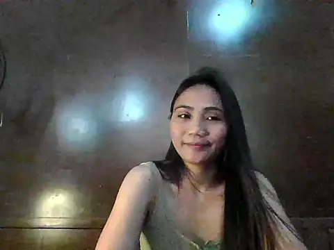 Snapshot of Sexytummy26 chatting on November 7, 2:33 am Sexytummy26 online show from November 7, 2:33 am