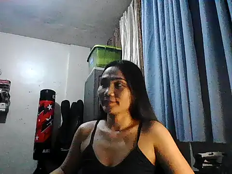 Snapshot of Sexytummy26 chatting on November 27, 8:22 pm Sexytummy26 online show from November 27, 8:22 pm