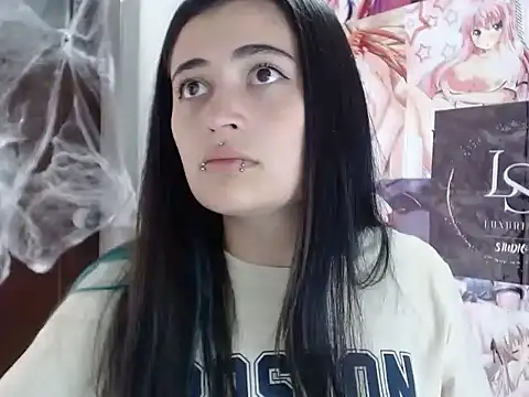 KittenMiss  online show from October 23, 7:45 pm