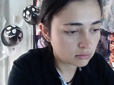 KittenMiss  online show from October 27, 7:29 pm