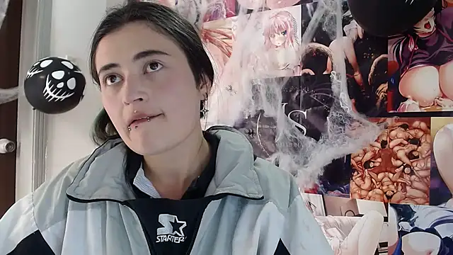 KittenMiss  online show from November 2, 7:27 pm