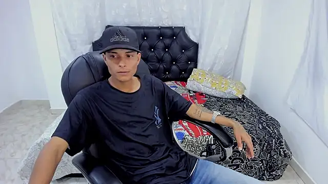 paul booy online show from October 29, 2:25 am