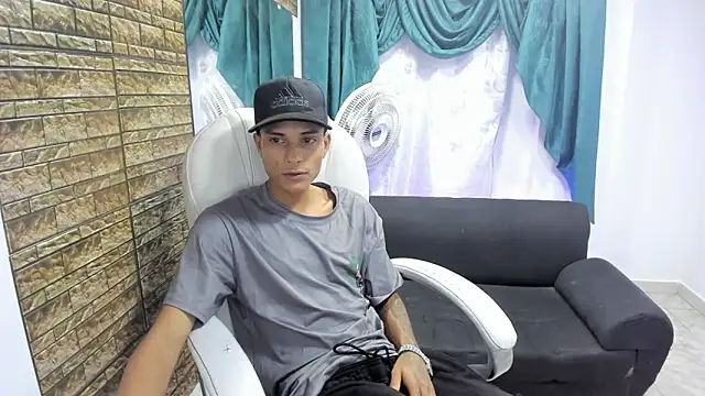 paul booy online show from November 5, 1:49 am