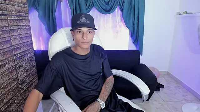 paul booy online show from November 21, 4:22 am