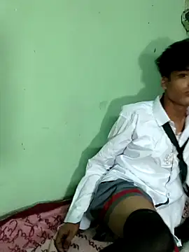 Lilbaby080008 online show from November 5, 8:20 pm