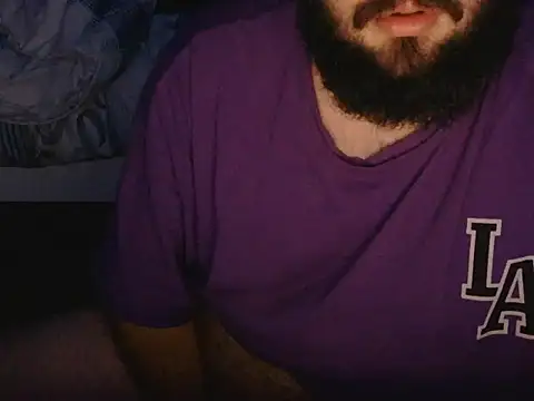 Snapshot of moneyman_11 chatting on October 25, 12:51 am moneyman 11 online show from October 25, 12:51 am