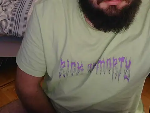 Snapshot of moneyman_11 chatting on November 2, 1:46 pm moneyman 11 online show from November 2, 1:46 pm