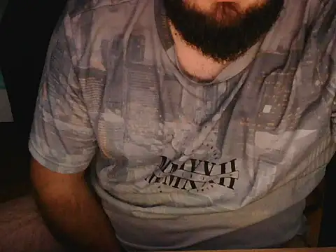 Snapshot of moneyman_11 chatting on December 3, 6:39 pm moneyman 11 online show from December 3, 6:39 pm