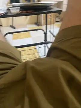 Snapshot of shyiiiiiiiiiii chatting on December 15, 10:25 pm shyiiiiiiiiiii online show from December 15, 10:25 pm