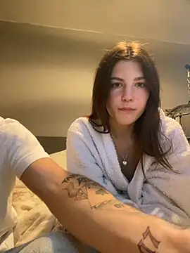 Brunnettebabe007 online show from November 4, 3:27 am