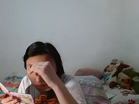 fresita streamer online show from November 22, 5:06 am