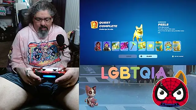 geekycastillo online show from November 2, 1:41 am