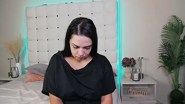 Snapshot of AlsouKass chatting on October 21, 6:58 am AlsouKass online show from October 21, 6:58 am